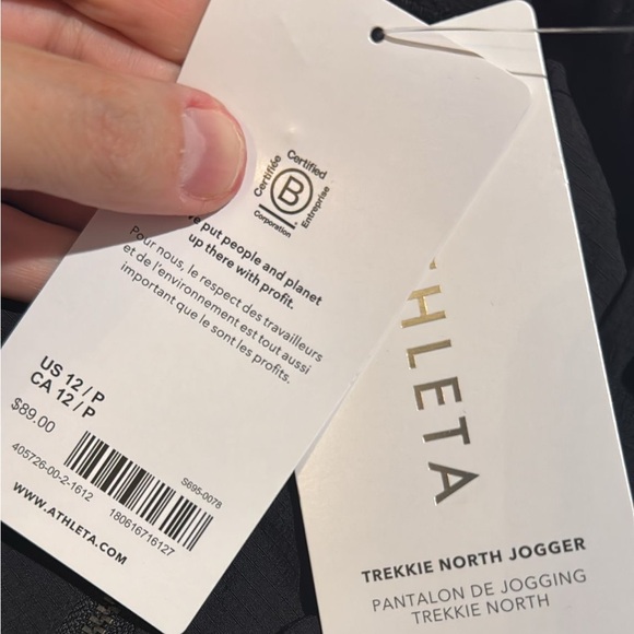 ATHLETA Trekkie North Mid Rise Legacy Jogger // Black #405726 - Picture 16 of 16